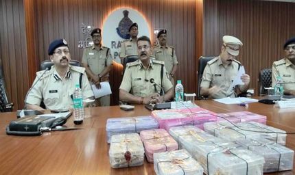रतलाम में सराफा व्यापारी से करोड़ों की लूट का पुलिस ने 48 घंटे में किया खुलासा