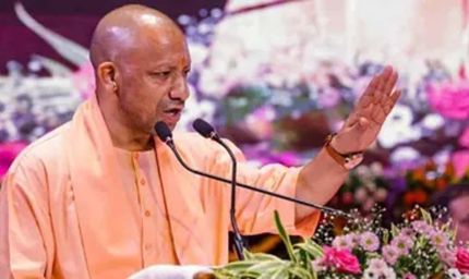 मुख्यमंत्री योगी आदित्यनाथ रिमोट का बटन दबाकर लखनऊ में बनने वाले बहुमंजिला पीआरडी बैरक का शिलान्यास भी करेंगे