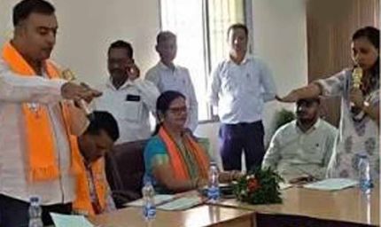 नगर पंचायत नगरी में उत्कृष्ट कर्मचारियों का सम्मान, बढ़ाया हौसला