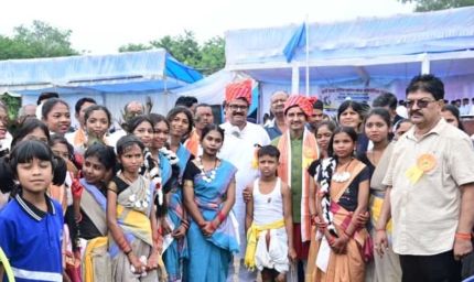 रिमझिम फुहारों के बीच खेल प्रतिभाओं ने भरी उड़ान, 26वीं राज्य स्तरीय शालेय क्रीड़ा प्रतियोगिता का भव्य शुभारंभ