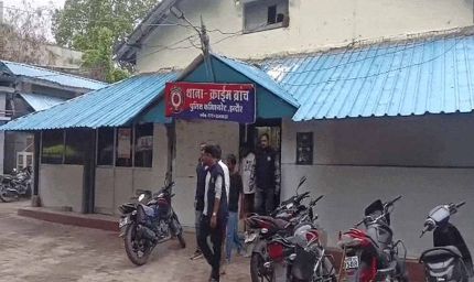 इंदौर क्राइम ब्रांच का बड़ा एक्शन, साइबर ठगी के लिए सिम सप्लाई करने वाला नेटवर्क पकड़ा; 3 गिरफ्तार