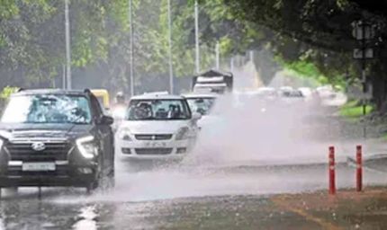 Chandigarh में बदला मौसम का मिजाज, बारिश ने उमस से दिलाई राहत