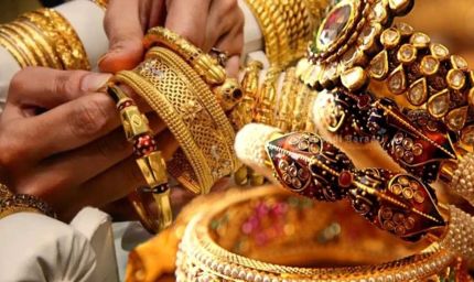 Gold Price Hike: सोना ₹19,000 महंगा, चांदी ₹10,673 उछली; क्या ₹1.80 लाख के पार जाएगा गोल्ड?