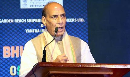 युद्धपोत से तेल टैंकर तक, भारत बनेगा शिप बिल्डिंग हब; कोलकाता में राजनाथ सिंह का बड़ा ऐलान