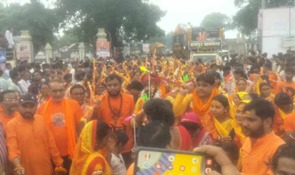 रायपुर में निकली विशाल कांवड़ यात्रा, हर-हर महादेव के जयकारों से गूंजा शहर