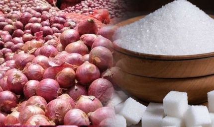 Onion Price Hike: चीनी के बाद अब प्याज ने रुलाया, कीमतों में अचानक तेज उछाल
