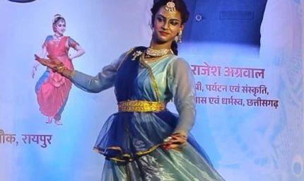 घुमड़ते बादलों के बीच मुक्ताकाशी मंच पर साकार हुआ ‘पावस प्रसंग’