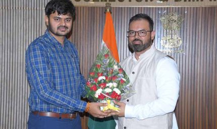 चार्ज संभालते ही एक्शन में मुंगेली कलेक्टर, कार्यालयों का औचक निरीक्षण; जनदर्शन का समय भी बदला