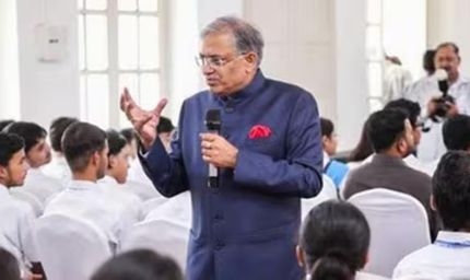 CEC ज्ञानेश कुमार की यूपी से अपील, 2027 में बंगाल का 93.7% मतदान रिकॉर्ड तोड़ें