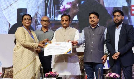 डिजिटल स्वास्थ्य सेवाओं से अंतिम छोर के व्यक्ति तक उन्नत स्वास्थ्य सेवाओं की सहज पहुंच होगी सुनिश्चित : उप मुख्यमंत्री शुक्ल