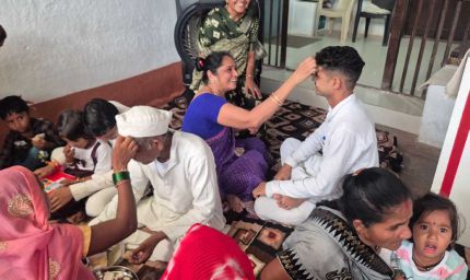 रक्षाबंधन पर भोपाल सेंट्रल जेल में खास इंतजाम, बहनों ने भाइयों से मिलकर बांधी राखी