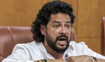 वाल्मीकि निगम घोटाले में घिरे मंत्री बी नागेंद्र ने दिया इस्तीफा, BJP की पदयात्रा से पहले बड़ा फैसला