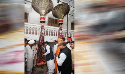 मुख्यमंत्री डॉ. यादव ने उज्जैन में वाल्मीकि धाम आश्रम में किया छड़ी-पूजन