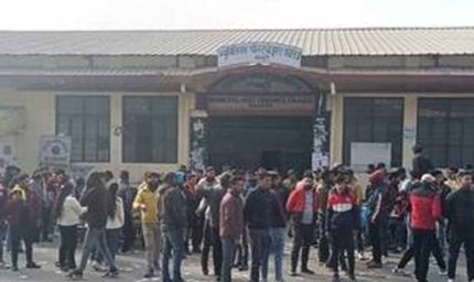 PU छात्र संघ चुनाव में छात्रों का हंगामा, वोटिंग के लिए मिला अतिरिक्त समय