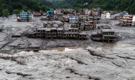 तिब्बत में ग्लेशियर टूटने से तबाही, बाढ़ के वीडियो डिलीट करने का चीन पर आरोप
