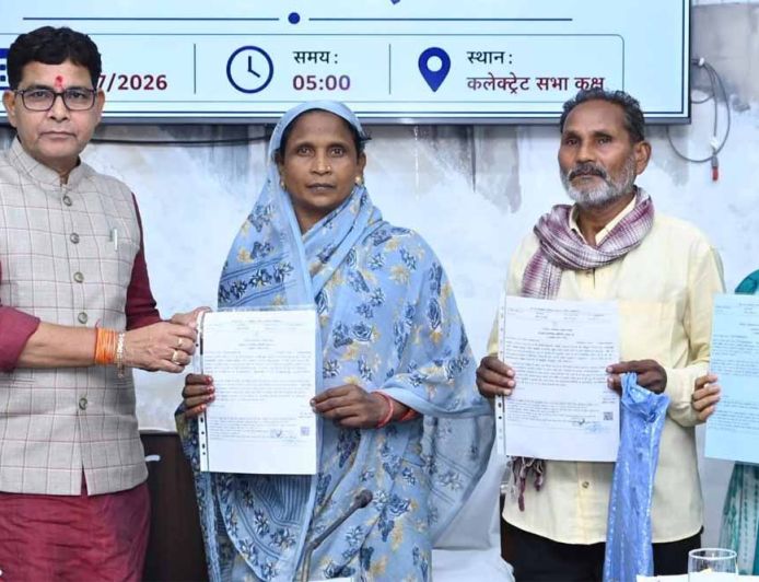 धमतरी में 441 से अधिक ऑनलाइन सेवाओं का मिल रहा सीधा लाभ