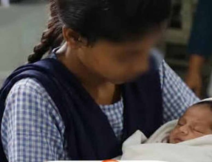 CG के ‘गुरुकुल’ में नाबालिग छात्रा के बच्चे को जन्म देने का मामला, SIT जांच की उठी मांग
