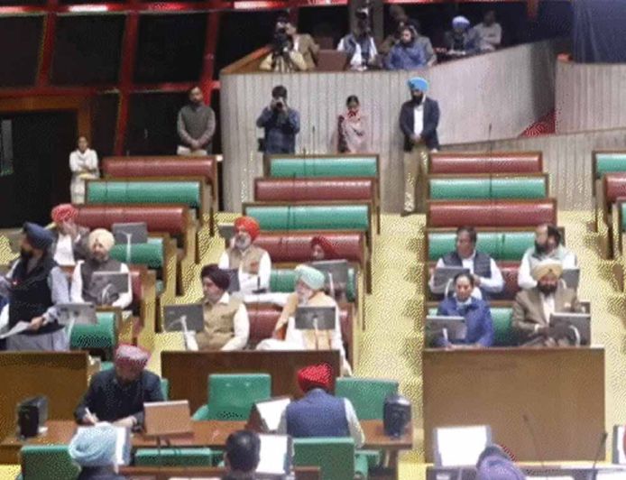 Punjab विधानसभा का मानसून सत्र स्थगित, स्कूल फीस रेगुलेटरी बिल पर सोमवार को होगी अहम बहस