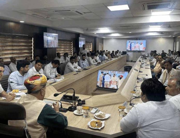 लंबित म्यूटेशन-डिमार्केशन मामलों पर सख्ती, अतिरिक्त मुख्य सचिव ने जल्द निपटारे के दिए निर्देश