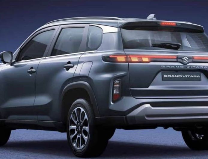 Maruti Suzuki August Offers: अगस्त में कारों पर बंपर डिस्काउंट, Grand Vitara से Baleno तक ₹1.55 लाख तक का फायदा