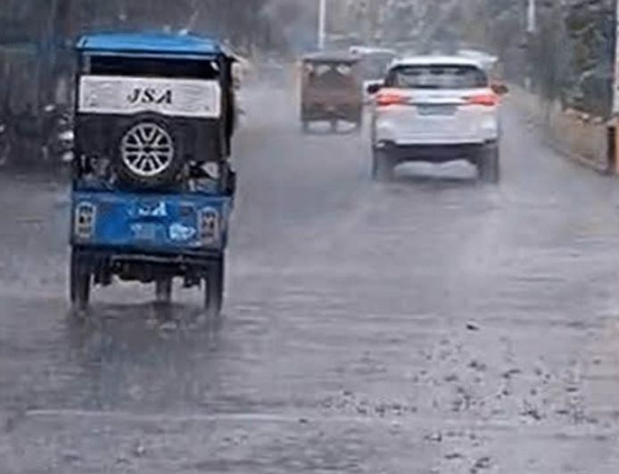 Punjab Weather Update: मानसून फिर सक्रिय, 17 अगस्त तक बरसेंगे बादल; 2.5 डिग्री गिरा तापमान