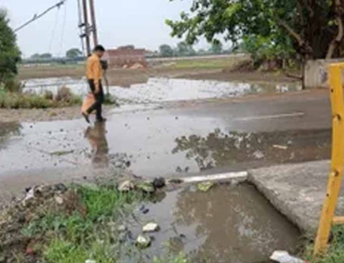 यमुनानगर में ₹11.84 करोड़ की जल निकासी योजना अधूरी, हल्की बारिश में ही डूब रहा शहर