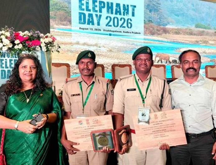 प्रदेश के वनरक्षकों को मिला ‘गज गौरव’ अवार्ड