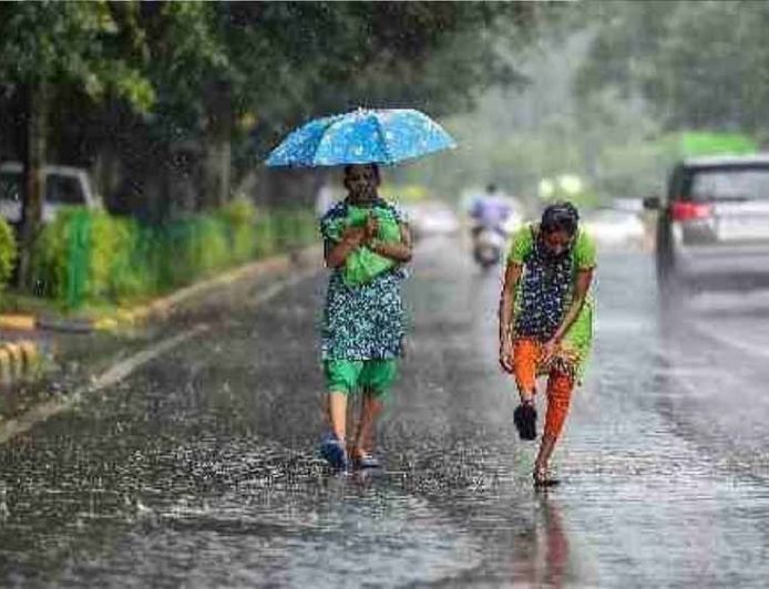 CG Weather Alert: आज से 4 दिनों तक कई जिलों में बारिश का अलर्ट, मौसम विभाग ने चेताया
