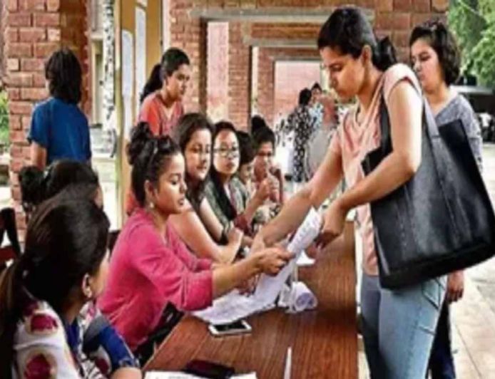 CG के कॉलेजों में एडमिशन की तारीख बढ़ी, अब 31 अगस्त तक मिलेगा दाखिले का मौका