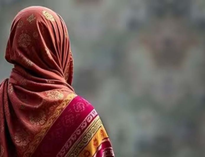 बिहार में 27% महिलाएं क्यों छोड़ रहीं पढ़ाई-नौकरी? रिपोर्ट में सामने आई चौंकाने वाली वजह