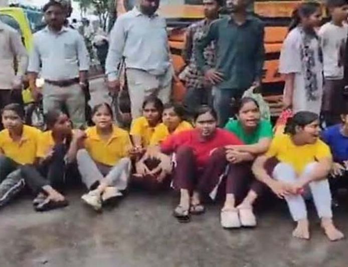 लखनऊ में जेन-अल्फा के प्रदर्शन का असर, सर्वोदय स्कूलों में शिक्षकों की नियुक्ति का आदेश जारी