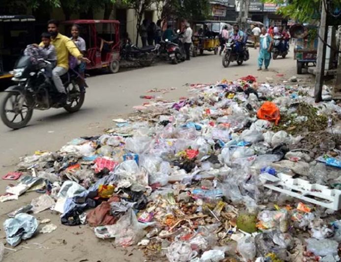 हरियाणा में 15 दिन से सफाई कर्मचारियों की हड़ताल, शहरों में कचरे के ढेर; हाईकोर्ट पहुंचा मामला