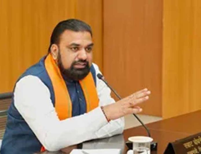 PM आवास योजना में बड़ा बदलाव! अब बाइक और जमीन वाले परिवारों को भी मिलेगा पक्का घर