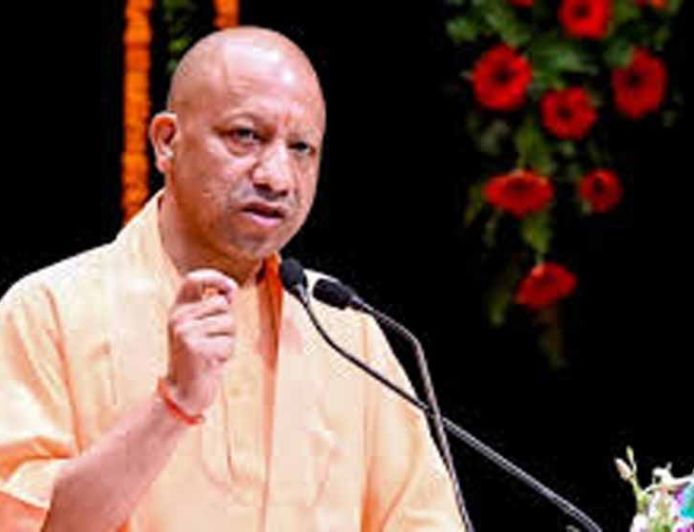 पीएम पोषण रसोइयों को सम्मानित करेंगे सीएम योगी, देंगे कैशलेस चिकित्सा कार्ड