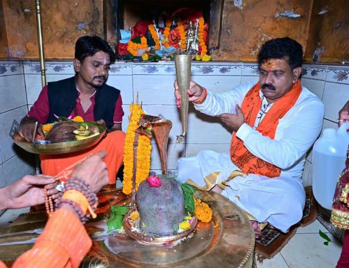 श्रावण के अंतिम सोमवार को अमरकंटक पहुंचे उप मुख्यमंत्री  विजय शर्मा