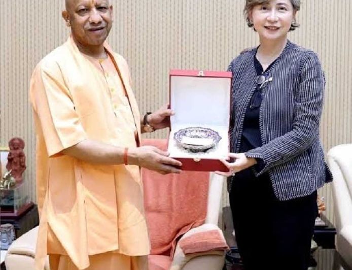 "भाषिणी" ने यूपी-जापान निवेश सम्मेलन में तोड़ी भाषा की दीवार, योगी सरकार के ग्लोबल इन्वेस्टमेंट विजन को मिला एआई का साथ