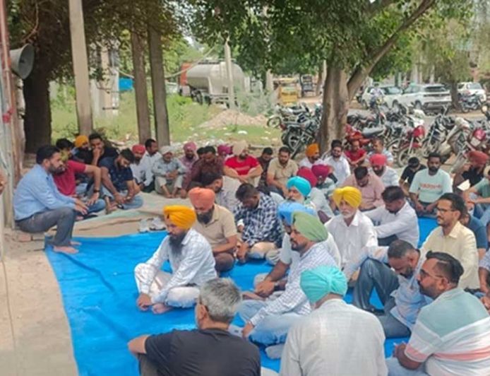 पंजाब में 7 लाख सरकारी कर्मचारियों का हल्ला-बोल, 27 अगस्त को महाबंद का ऐलान