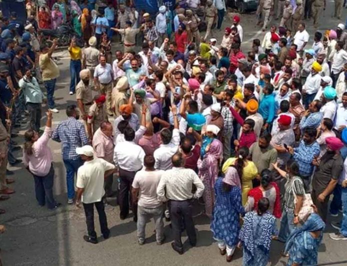 हड़ताल खत्म करने की शर्त पर अड़ी पंजाब सरकार, CM ने मिनिस्टीरियल यूनियन से बैठक की रद्द