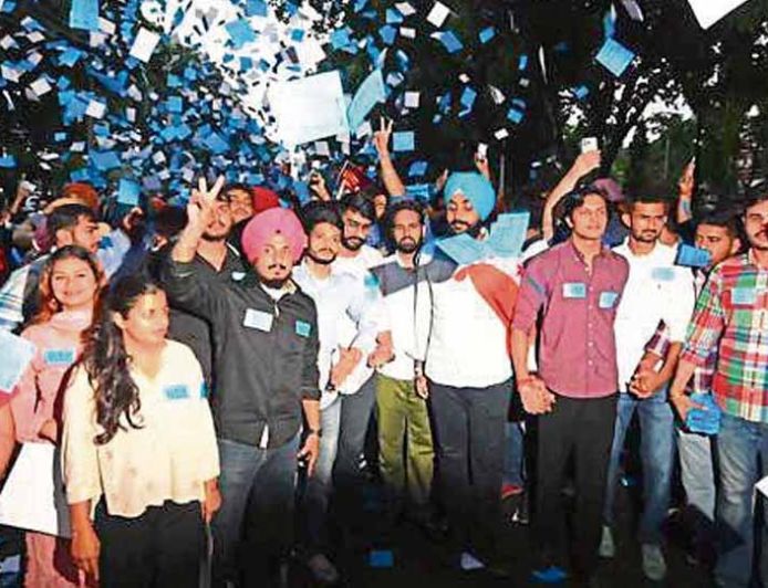 PU Election में नेता, खिलाड़ी और गायकों ने मांगे वोट, अब इंटरनेट मीडिया पर तेज हुई कैंपेनिंग