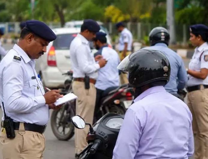 रांची में ट्रैफिक पुलिस का बड़ा एक्शन, अगस्त में 91 हजार से ज्यादा चालान; 6.40 करोड़ का जुर्माना