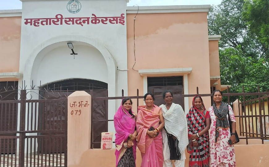 महतारी सदन से महिला स्व-सहायता समूहों को मिला स्थायी मंच, बैठकों और आजीविका गतिविधियों को मिली नई गति