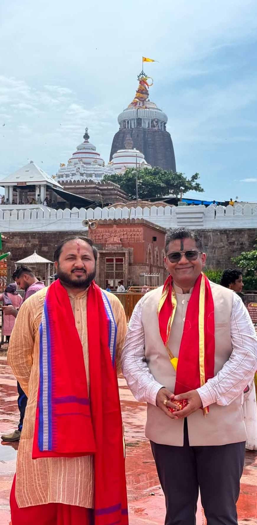 Raipur में भगवान जगन्नाथ के श्रीचरणों में श्रद्धालुओं की मनोकामनाएं समर्पित