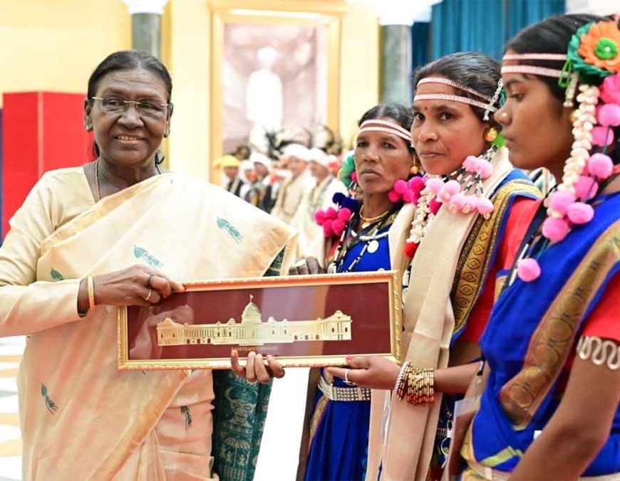 राष्ट्रपति भवन में गूंजी बस्तर की जनजातीय संस्कृति