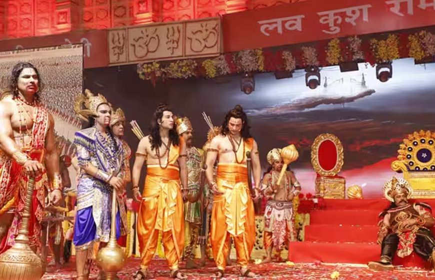 लाल किला रामलीला में इस बार दिखेगा मीनाक्षी मंदिर थीम का भव्य मंच