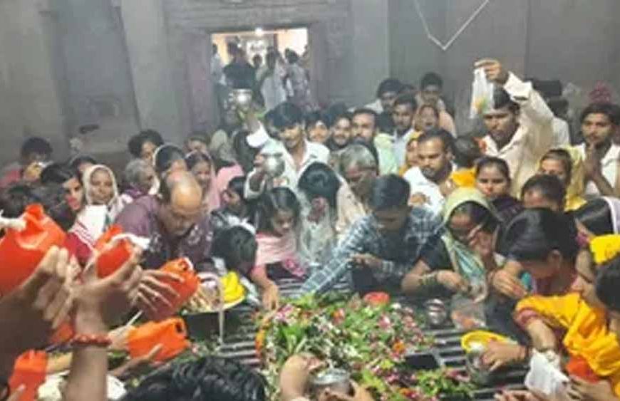 सावन के पहले सोमवार पर पानीपत के शिवालयों में उमड़ा श्रद्धालुओं का जनसैलाब