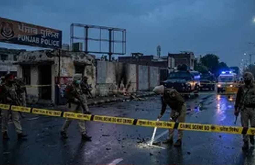 पंजाब पुलिस चौकी पर दो नाबालिगों ने फेंका था ग्रेनेड, विदेश से पैसों का मिला लालच