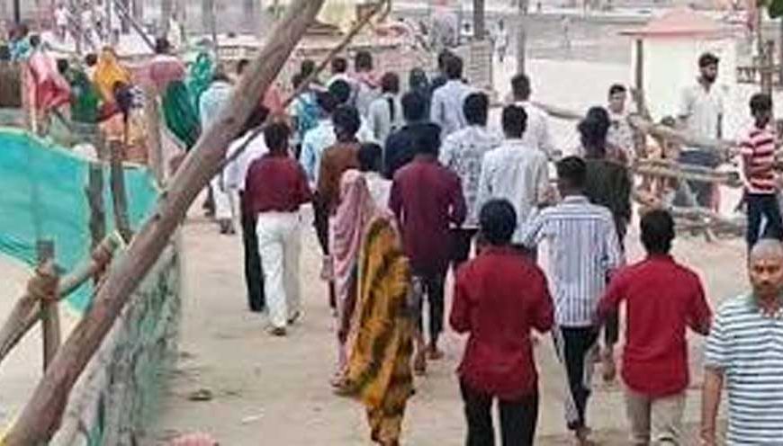 सावन के पहले सोमवार पर शिवमय हुई रामनगरी, सरयू से शिवालयों तक उमड़ा आस्था का सैलाब