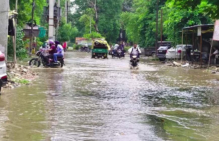 हरियाणा में मूसलाधार बारिश से जनजीवन प्रभावित, कई जिलों में दर्दनाक हादसे हुए