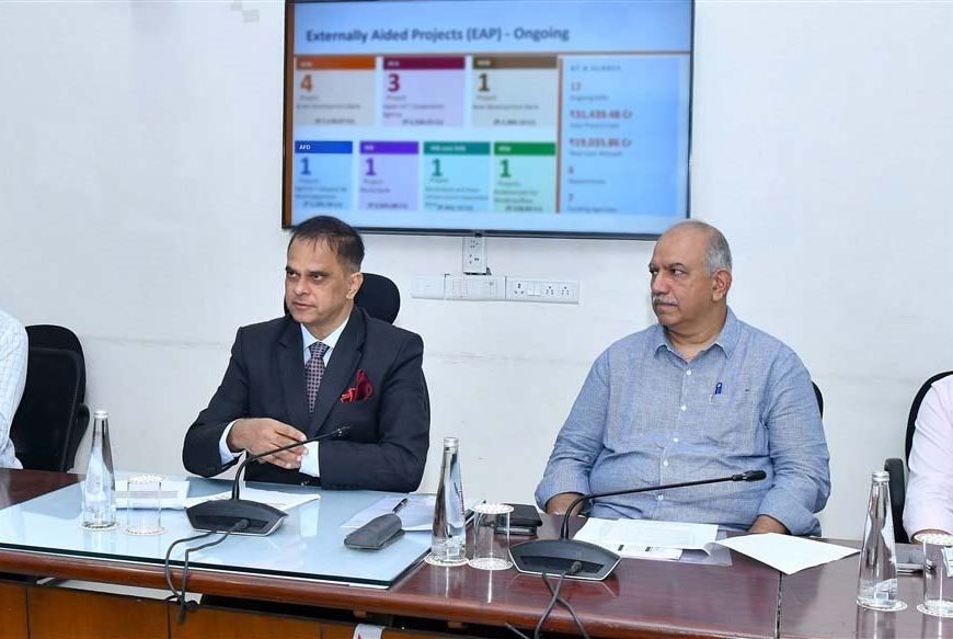 राजस्थान में 31 हजार करोड़ की परियोजनाओं की समीक्षा, समय पर पूरा करने के निर्देश