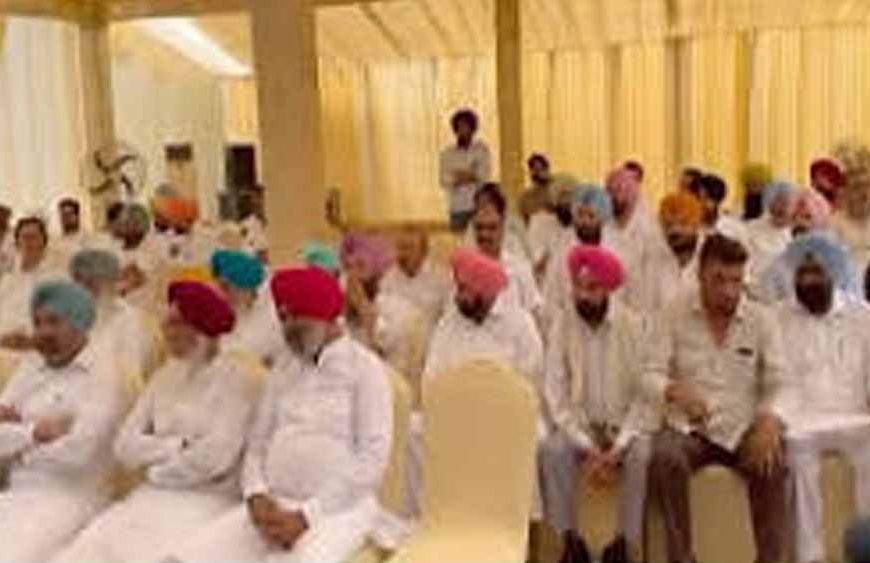 लुधियाना में भूपेश बघेल के सामने कांग्रेस में घमासान, राजा वड़िंग और आशू समर्थकों की आधे घंटे तक नारेबाजी